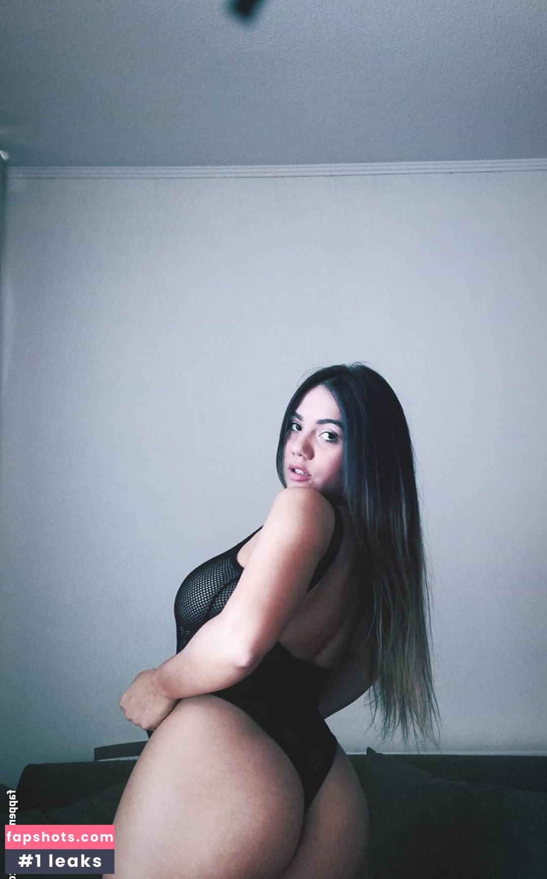 Toomuchtumbao gallery photo #41