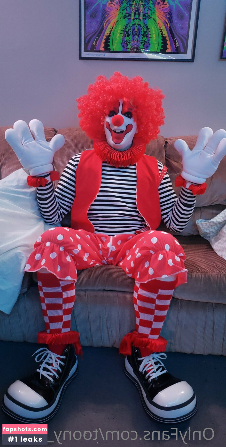 toony_clown Filtración Desnuda OnlyFans Foto #12 - Fapshots