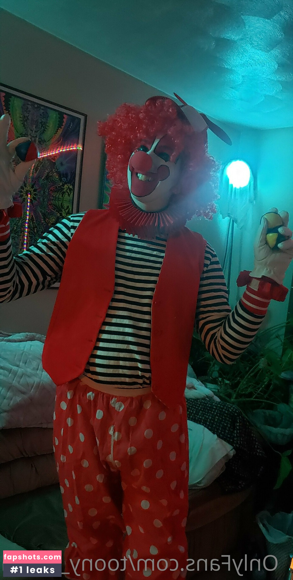 toony_clown Filtración Desnuda OnlyFans Foto #17 - Fapshots