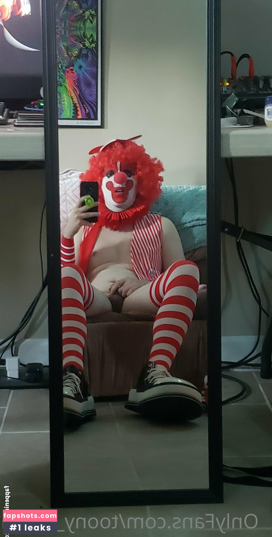 toony_clown Filtración Desnuda OnlyFans Foto #19 - Fapshots