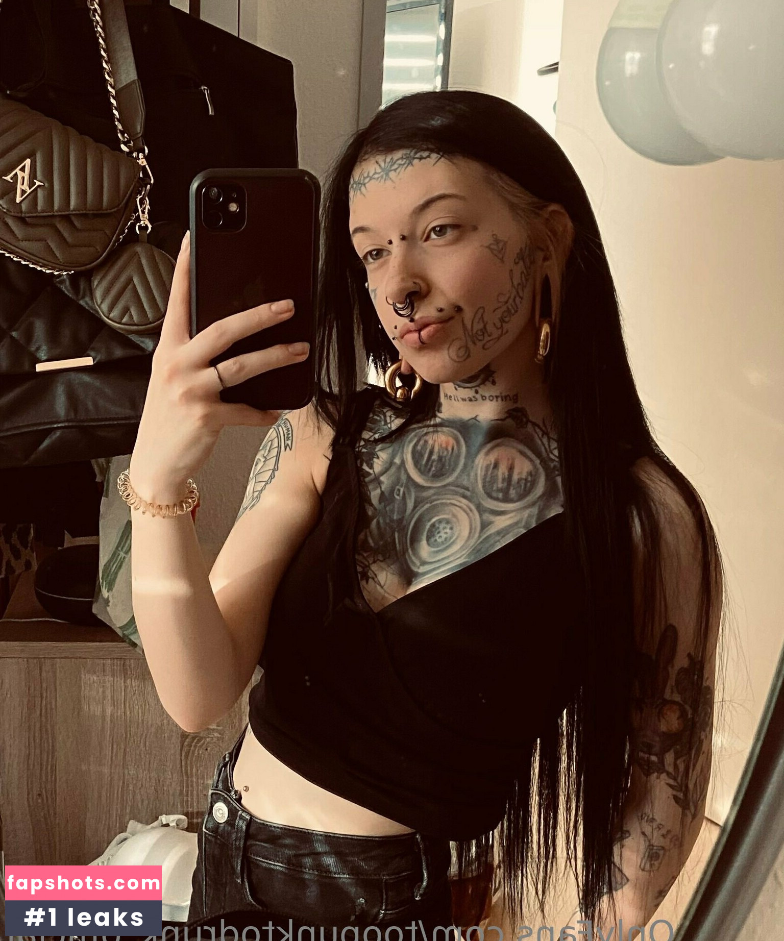 TooPunkToDrunk nude babe gallery