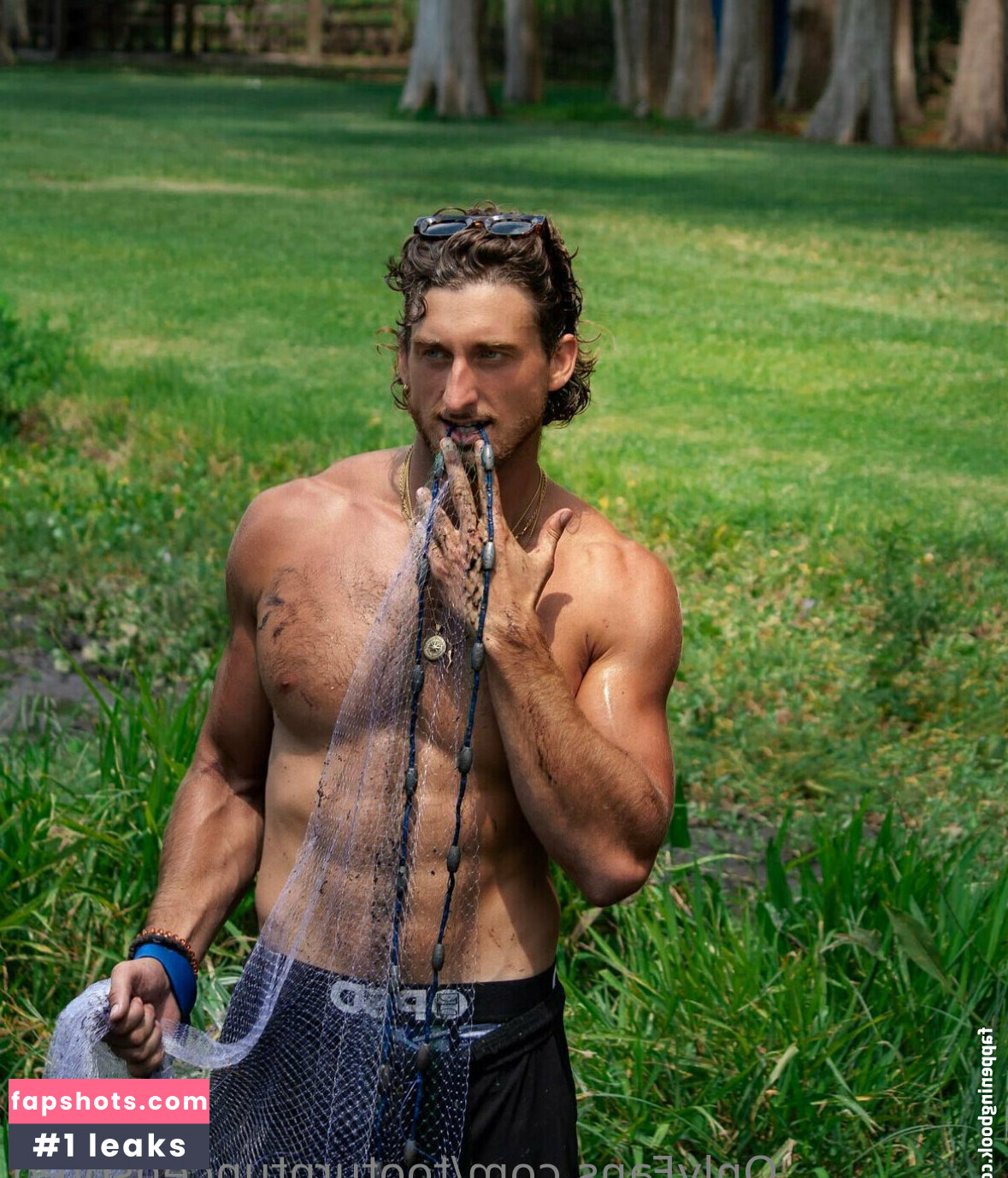 tooturntuncensored gallery photo #5