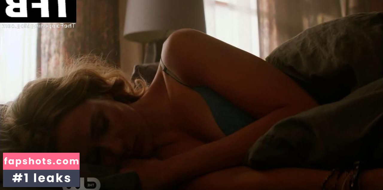 Tori Anderson gallery photo #33