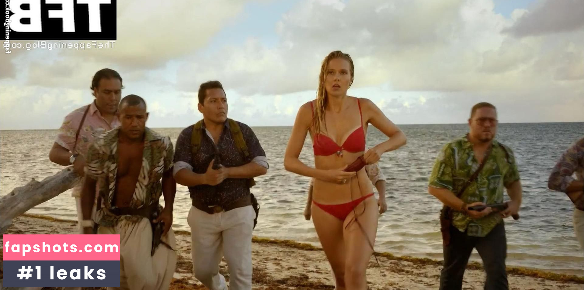 Tori Anderson gallery photo #49