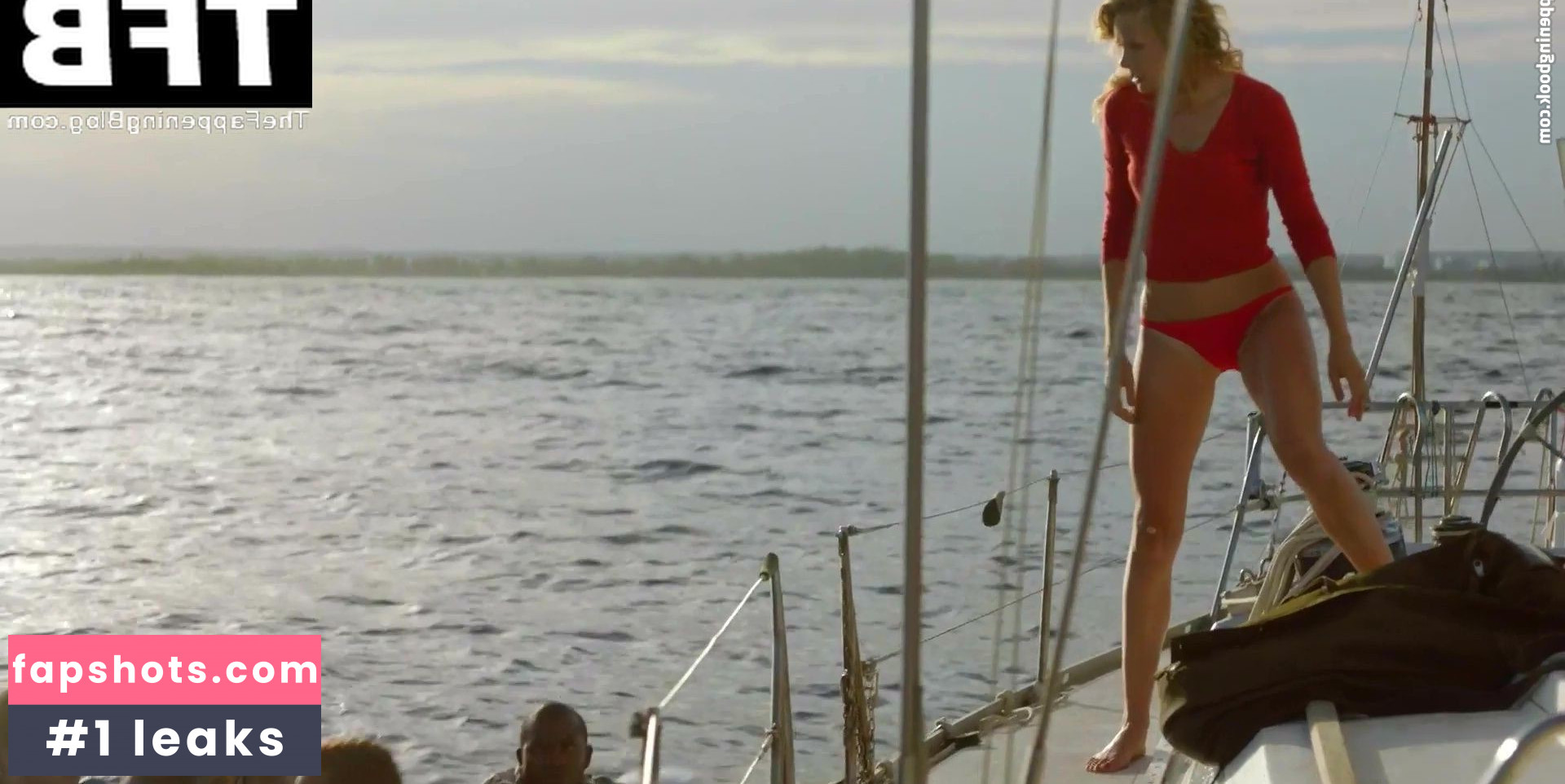 Tori Anderson gallery photo #63