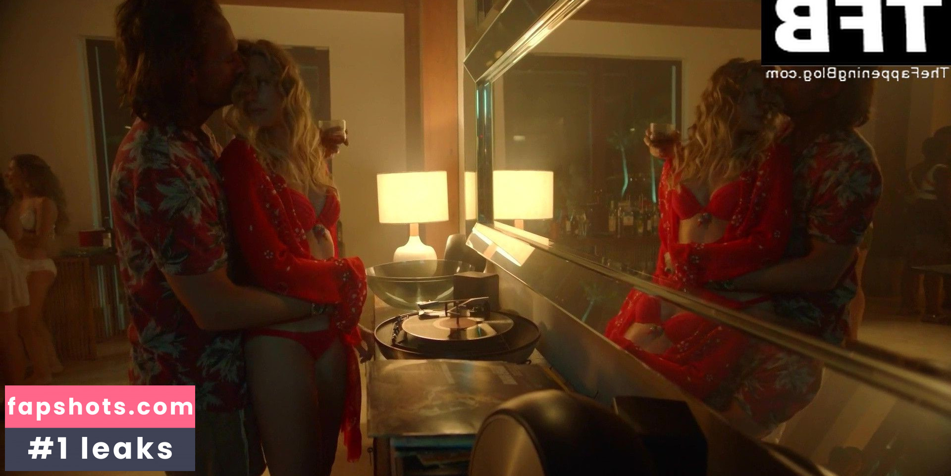 Tori Anderson gallery photo #68