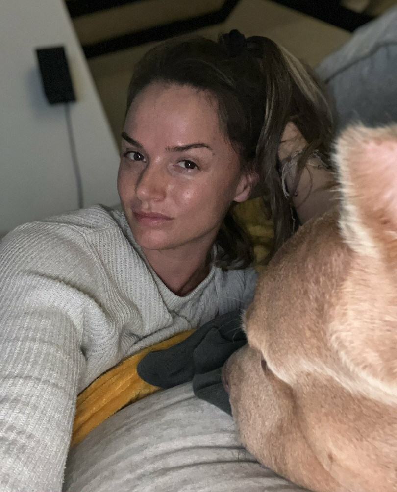 tori-black gallery photo #1197