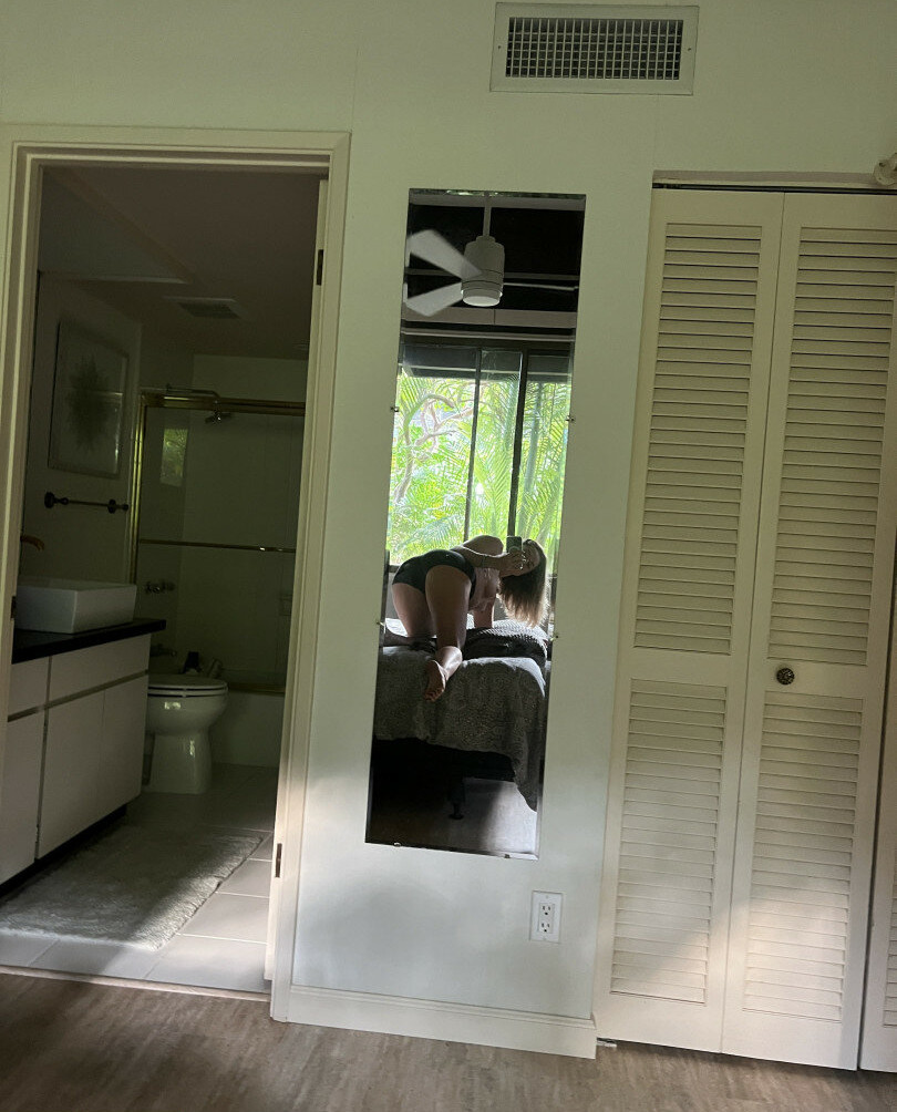 tori-black gallery photo #1317