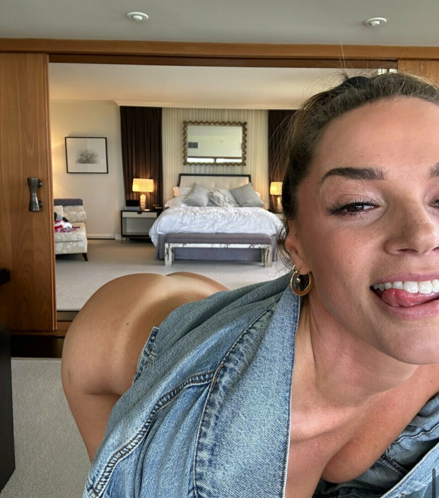 tori-black gallery photo #705