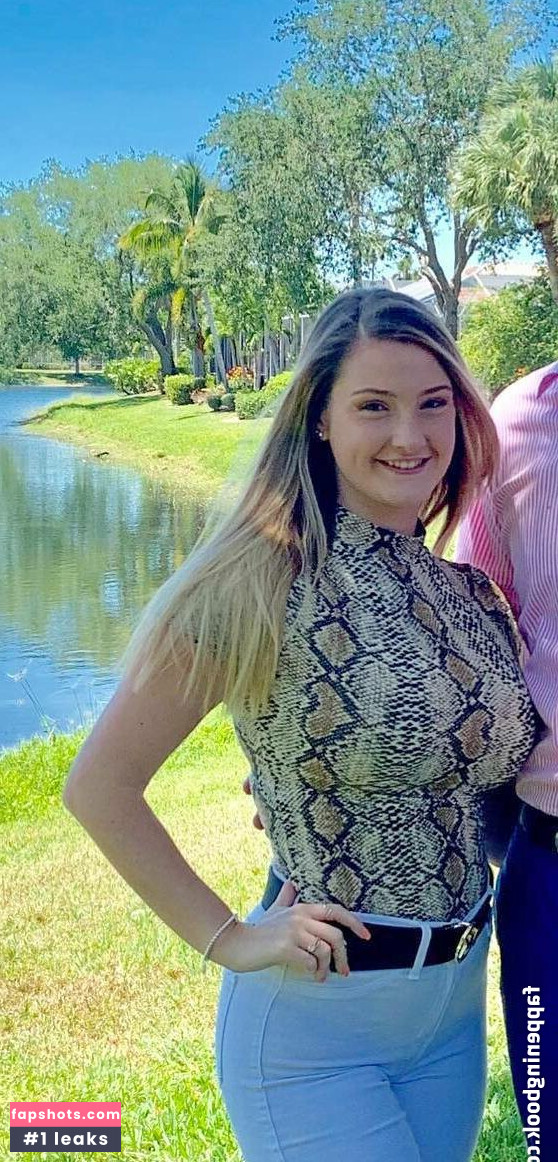 Tori C gallery photo #28