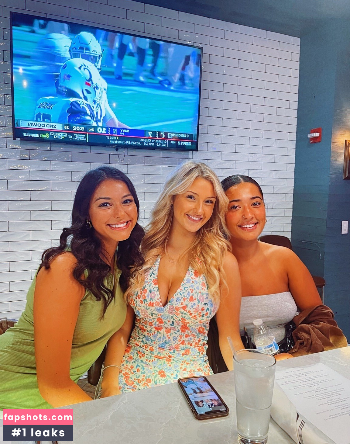 Tori C gallery photo #56