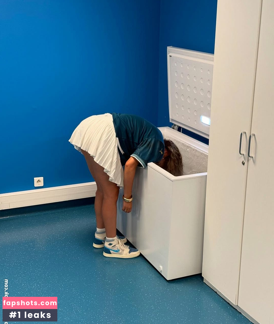 Tori Kelly gallery photo #5