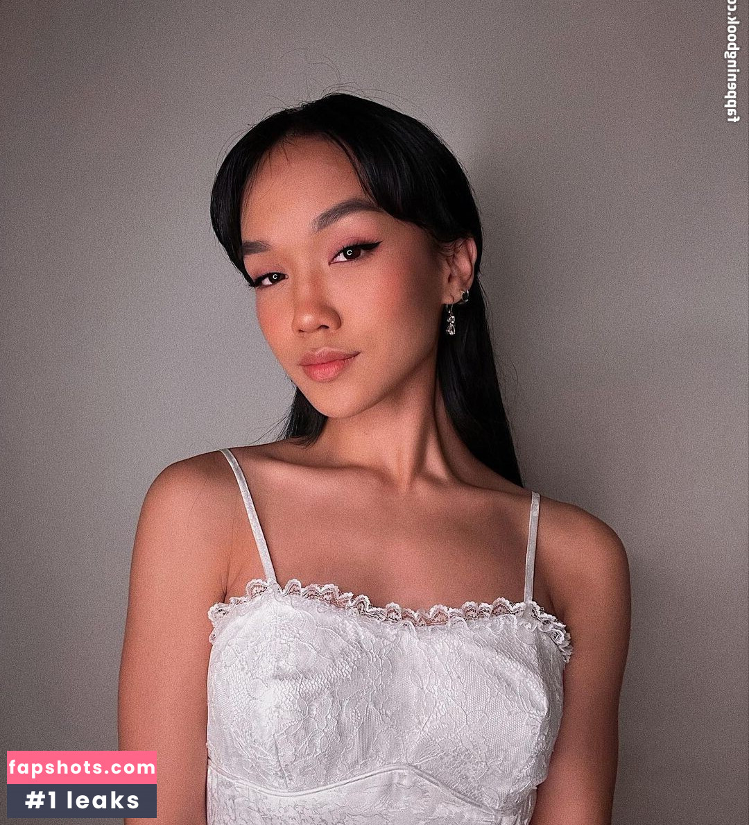 Tori Pareno gallery photo #11