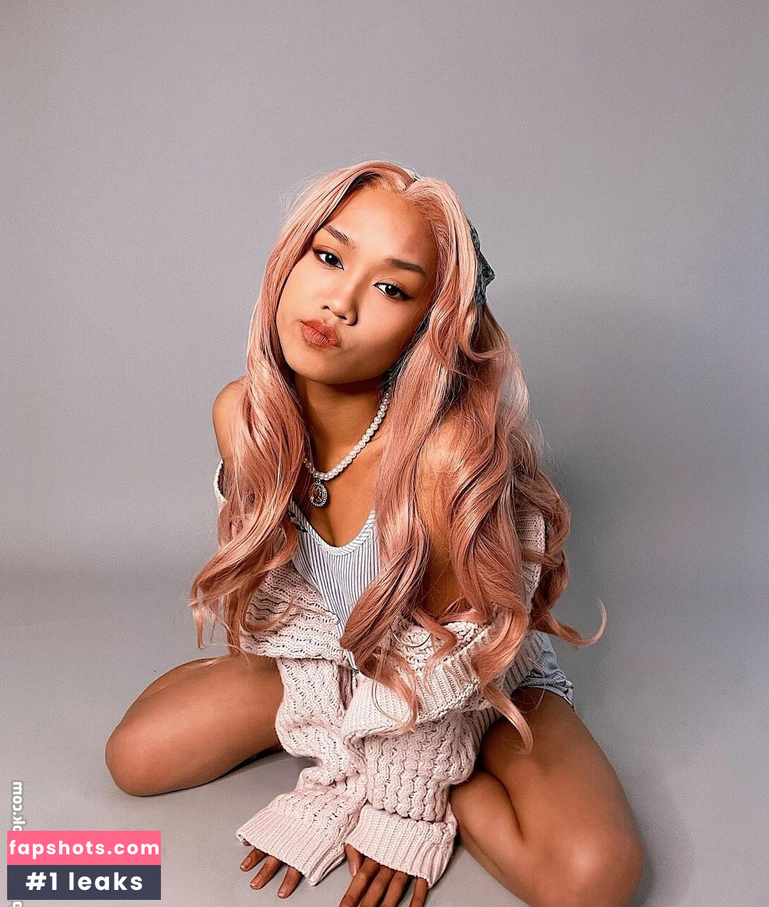 Tori Pareno gallery photo #20