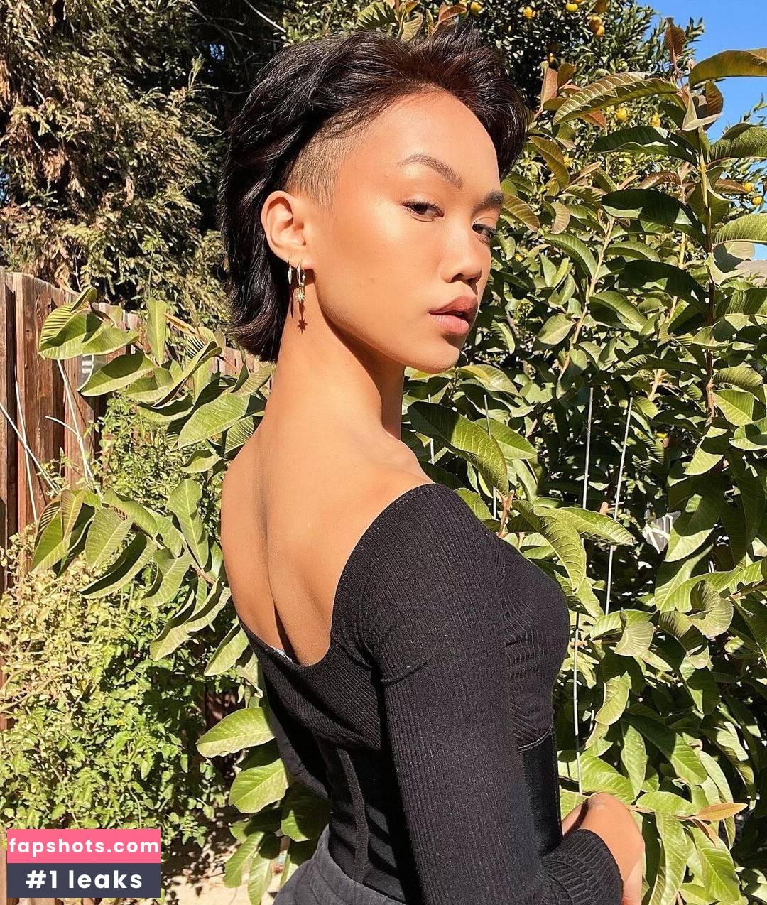 Tori Pareno gallery photo #26