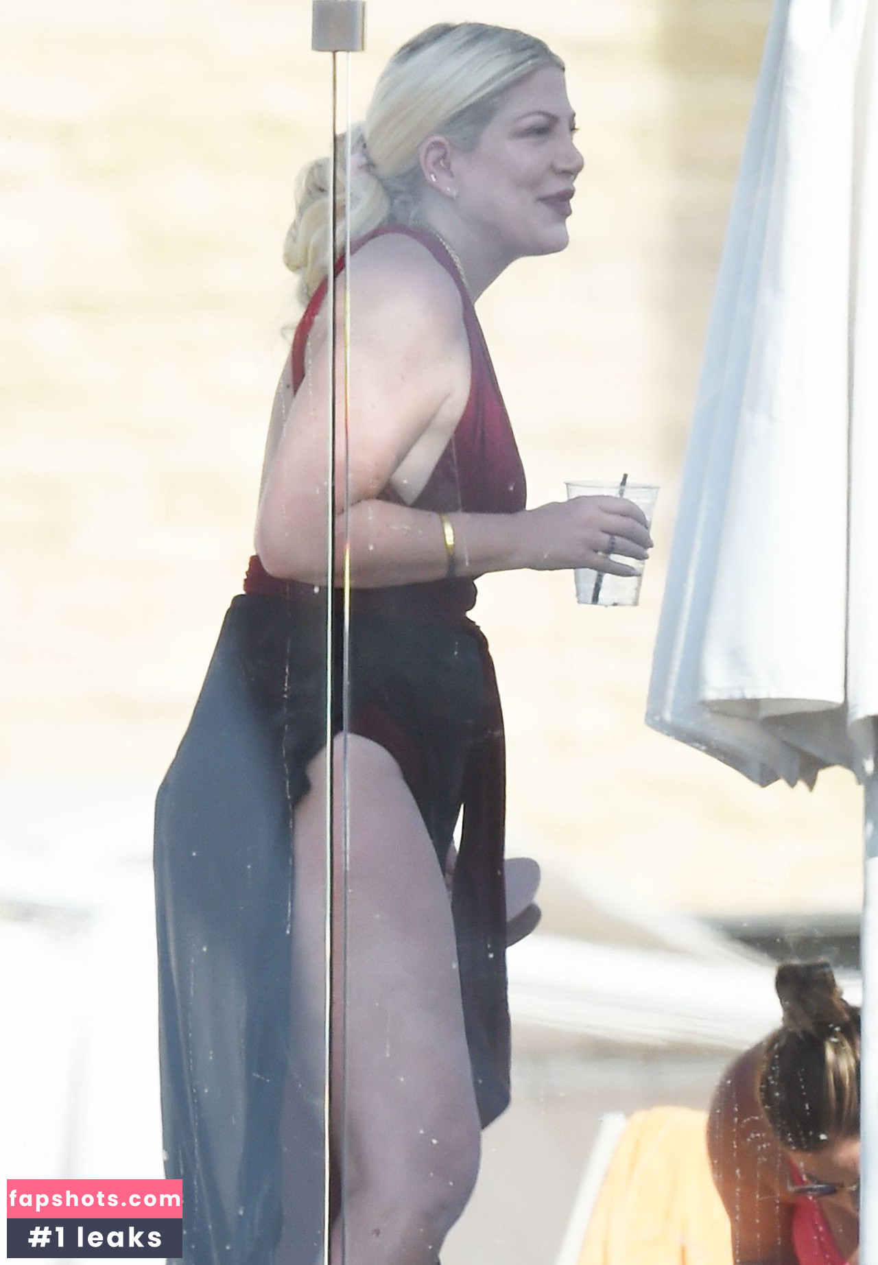 Tori Spelling Nude Leaks OnlyFans Photos #73 - LeakJerk