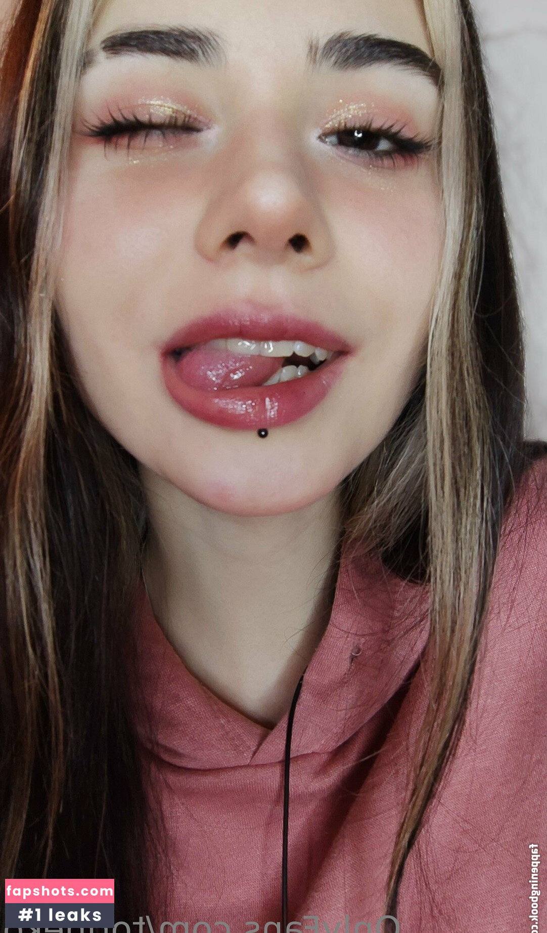 torineko gallery photo #4