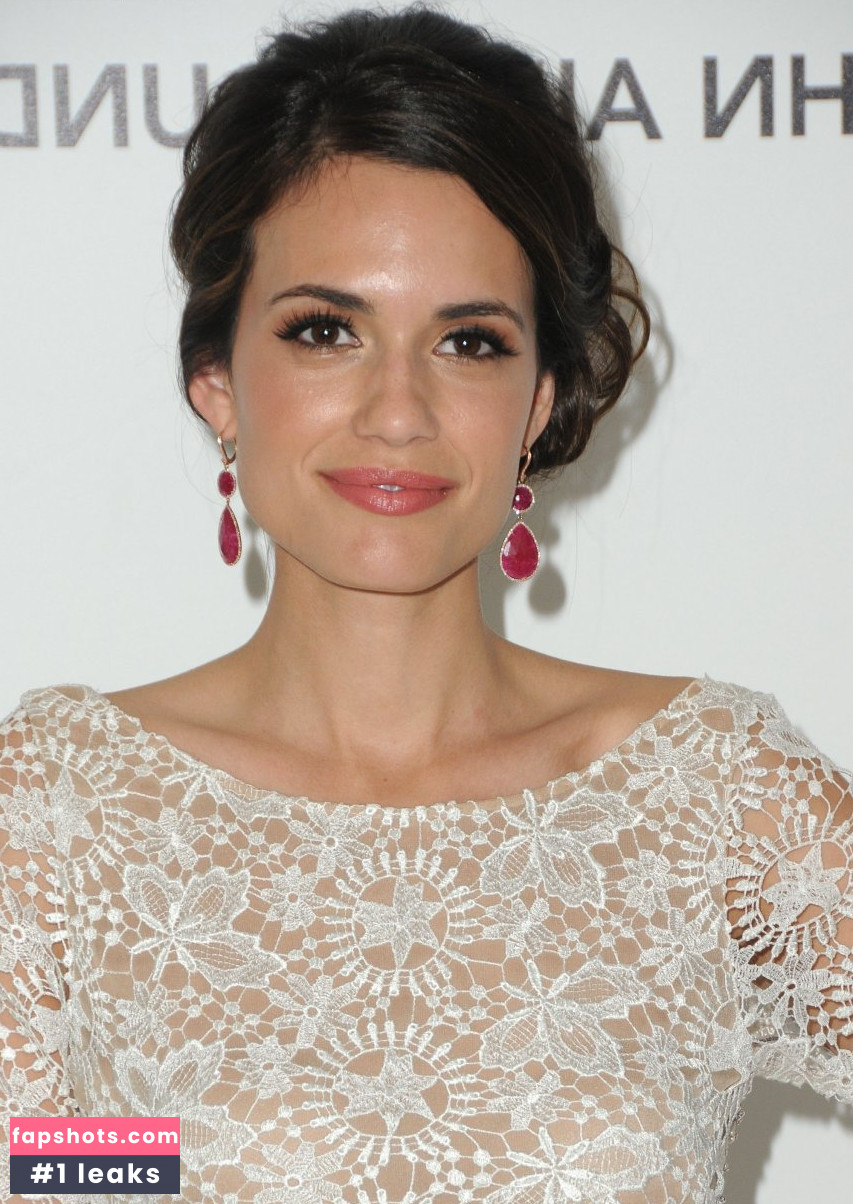 Torrey DeVitto gallery photo #19