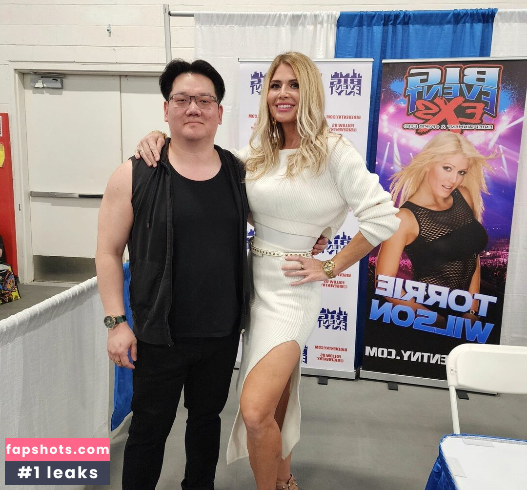 Torrie Wilson gallery photo #144