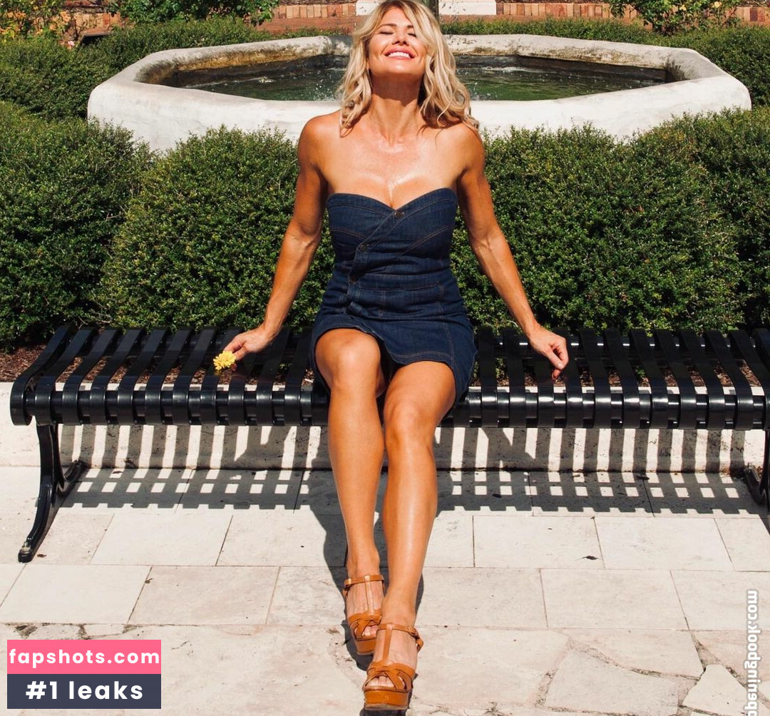 Torrie Wilson gallery photo #220