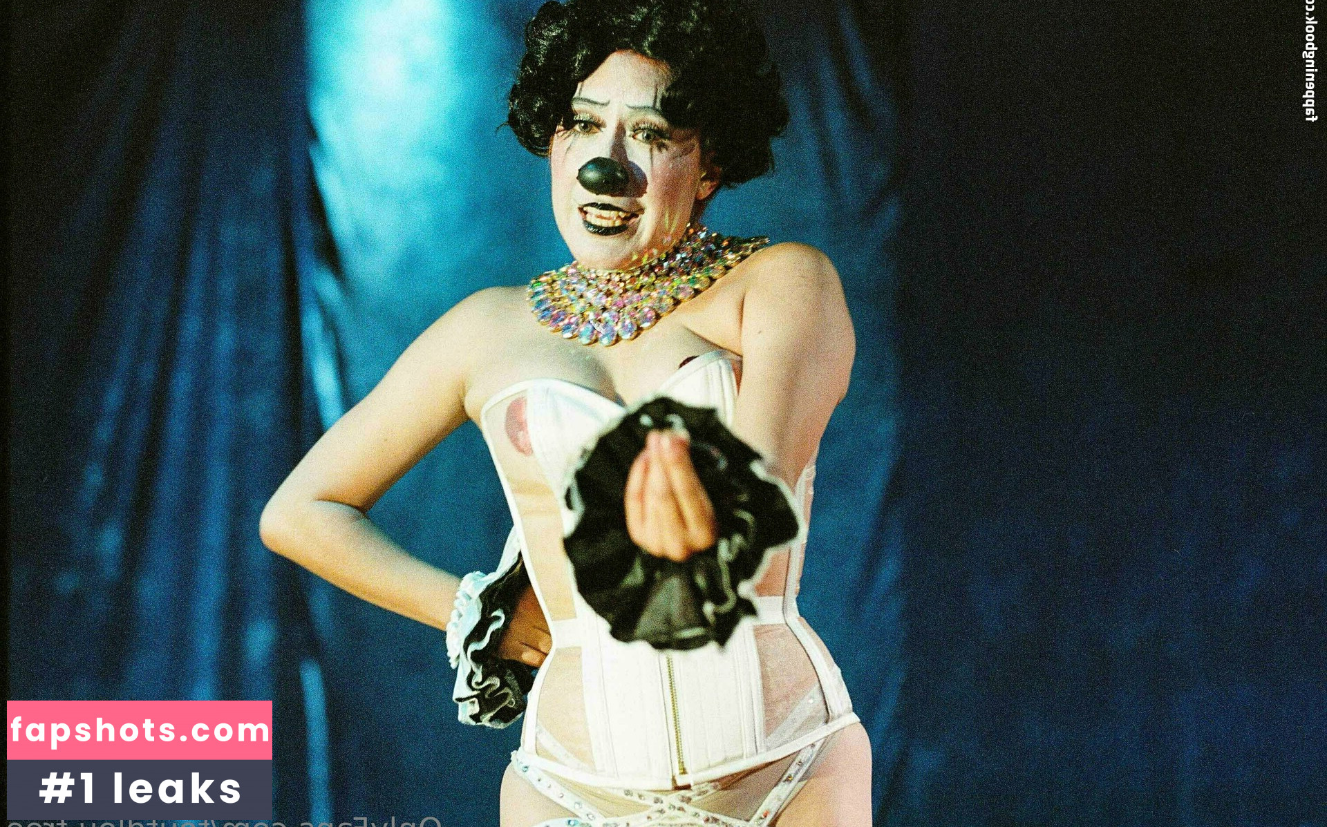 toutdlou.free gallery photo #3