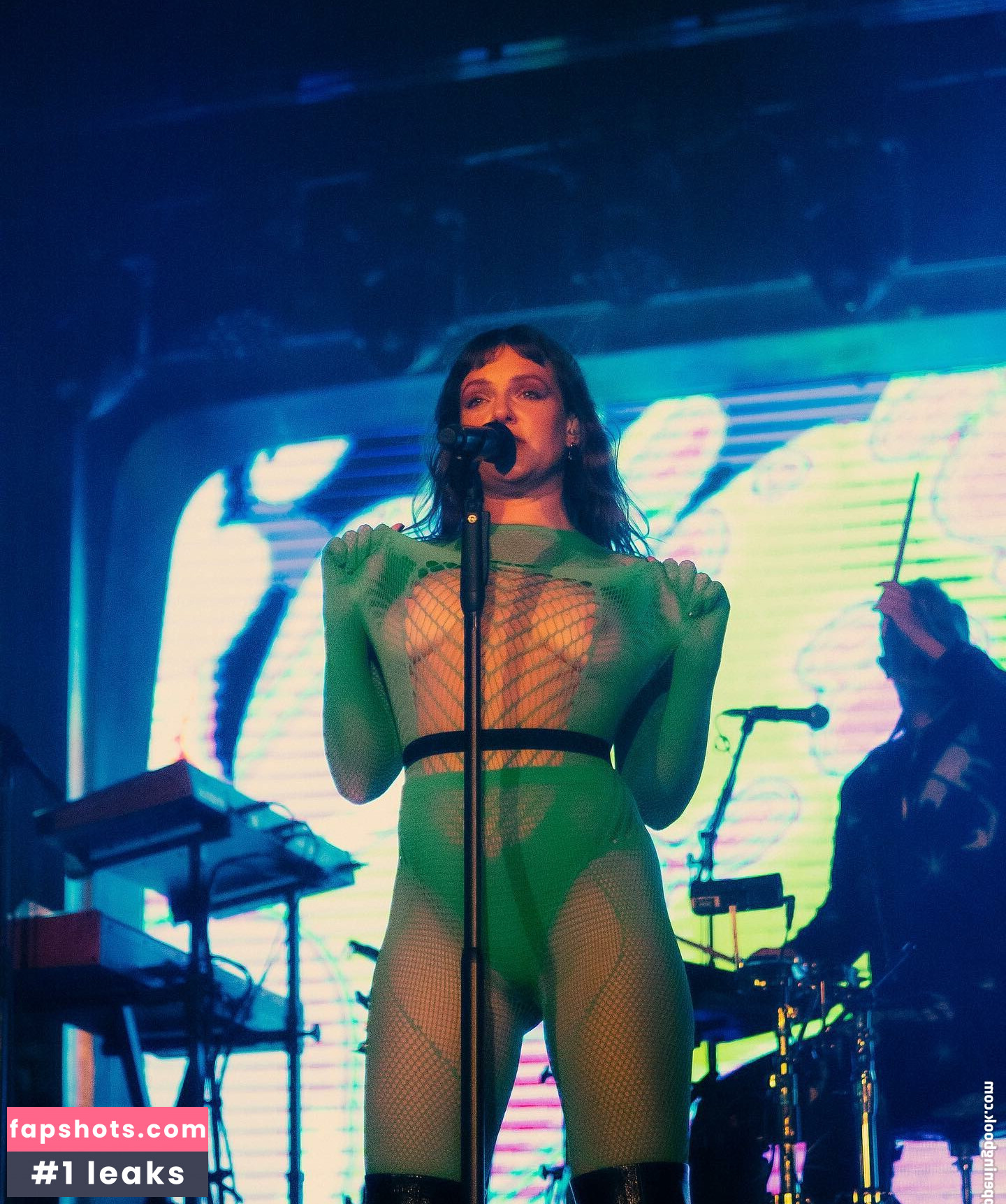 Tove Lo gallery photo #141