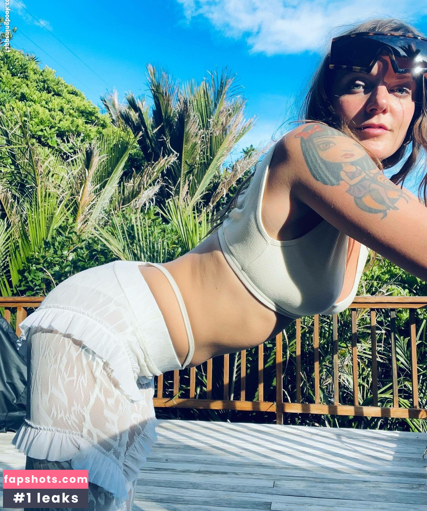 Tove Lo gallery photo #164