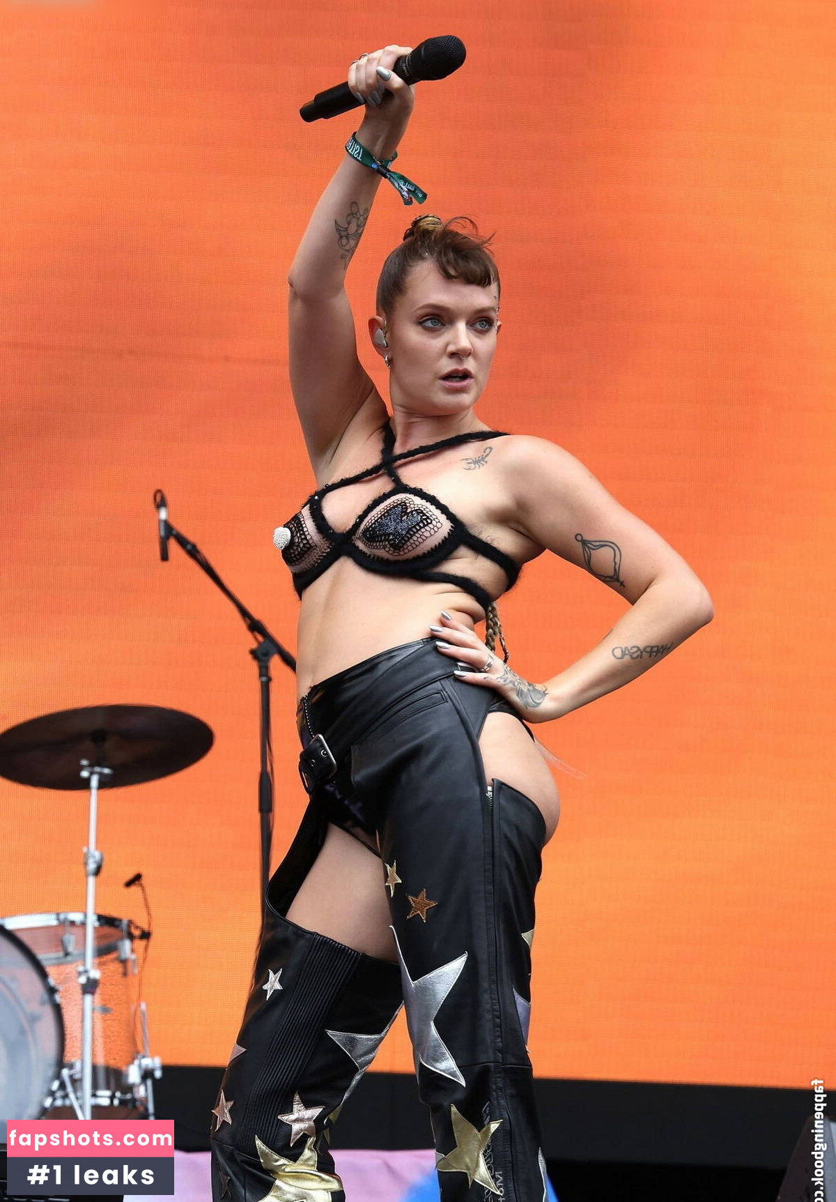 Tove Lo gallery photo #18