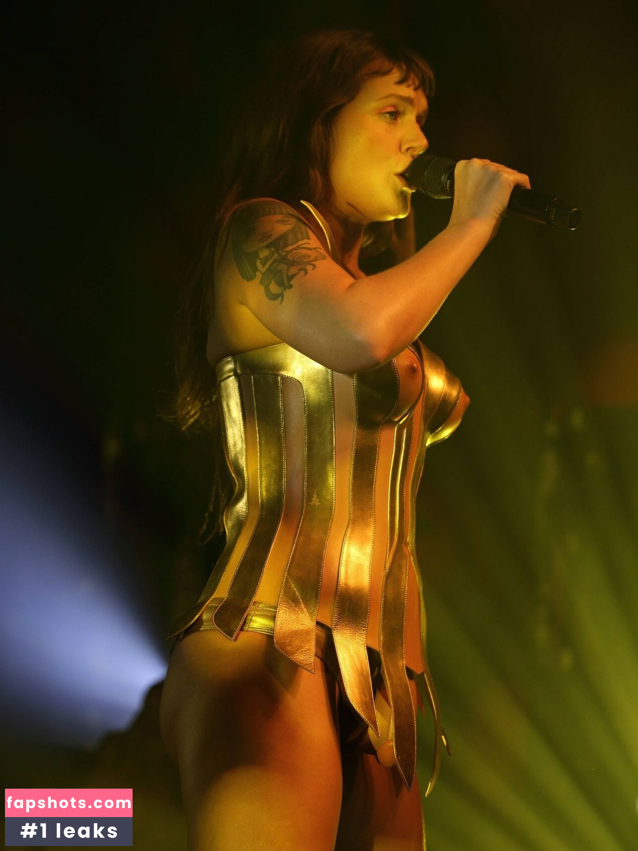 Tove Lo gallery photo #175