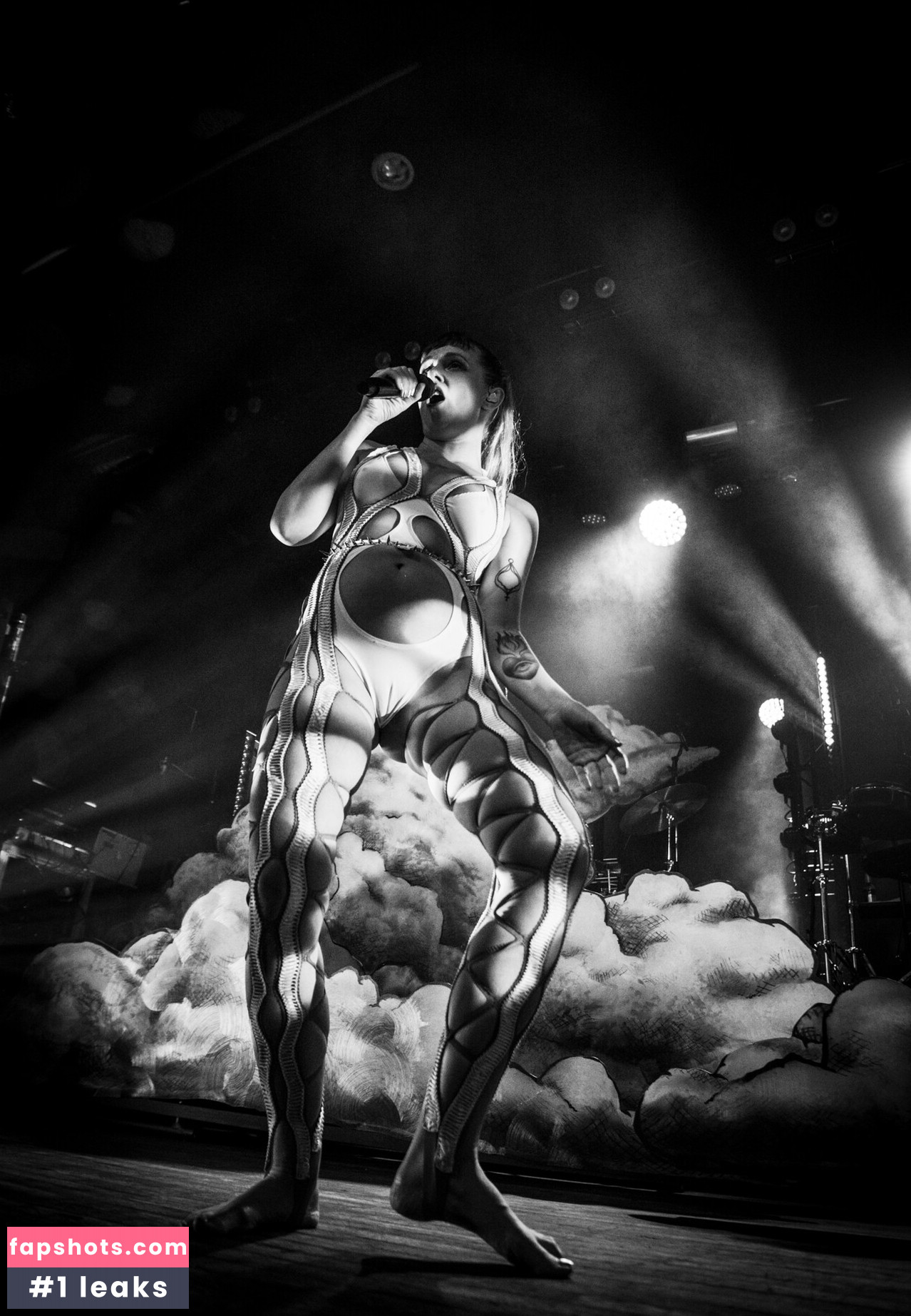 Tove Lo gallery photo #188