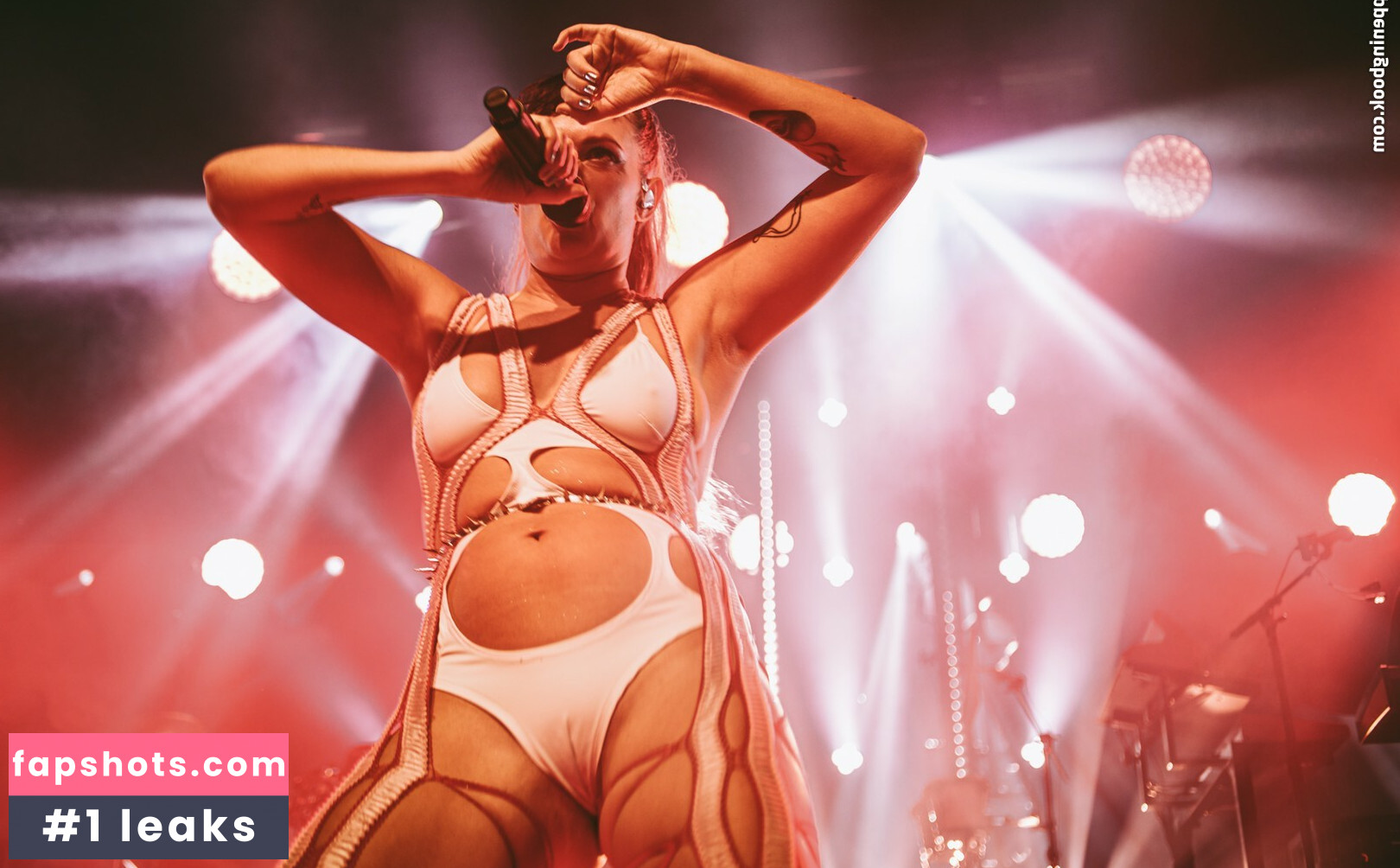 Tove Lo gallery photo #209