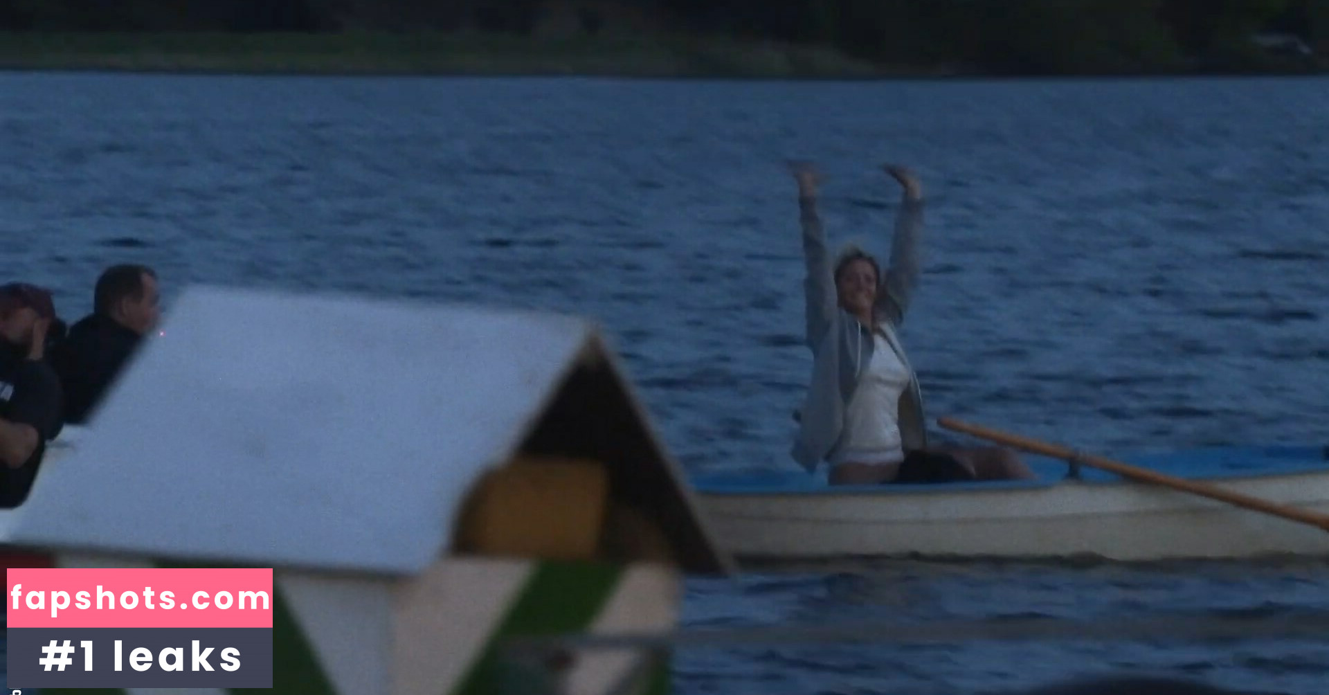 Tove Lo gallery photo #218