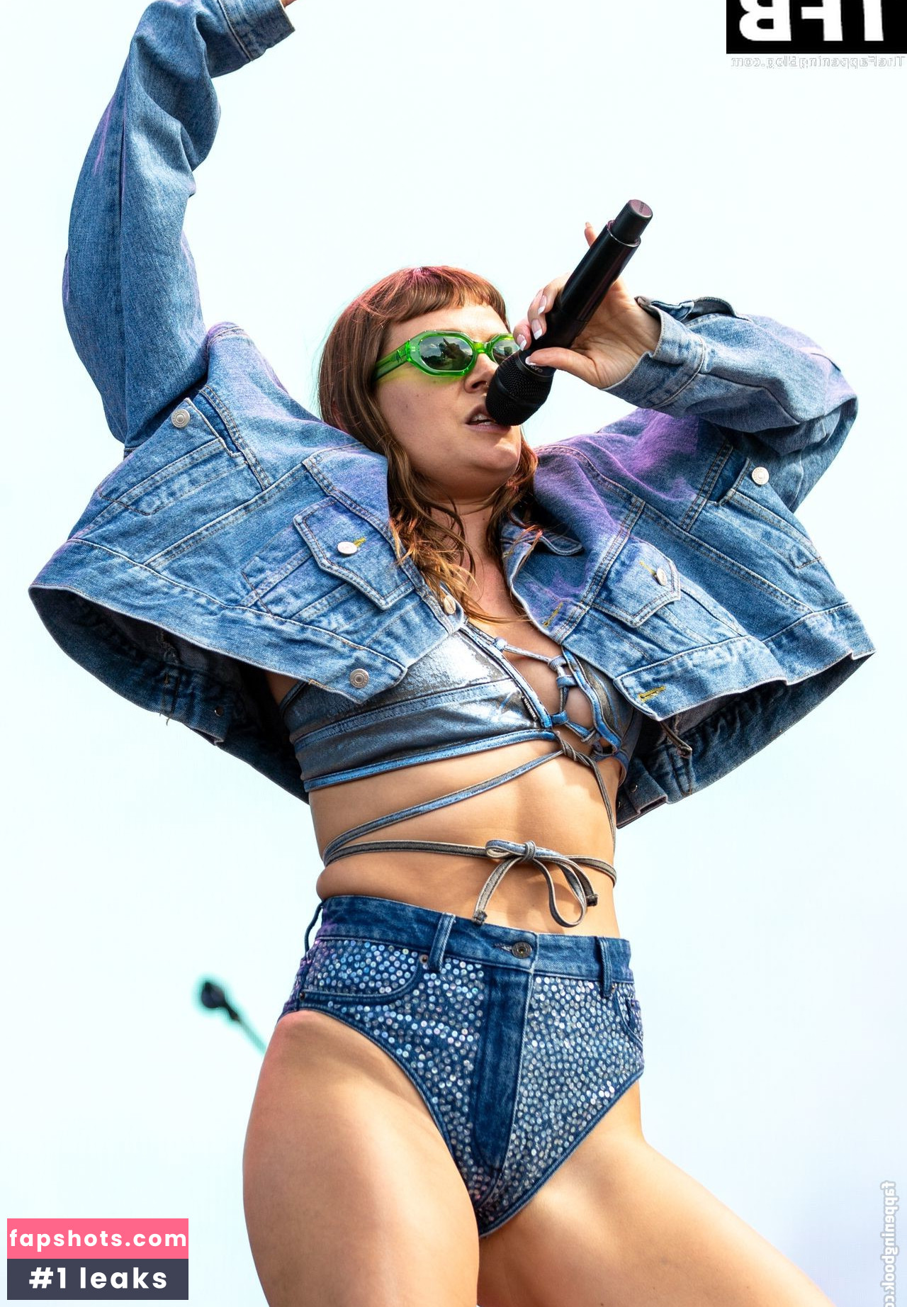 Tove Lo gallery photo #296