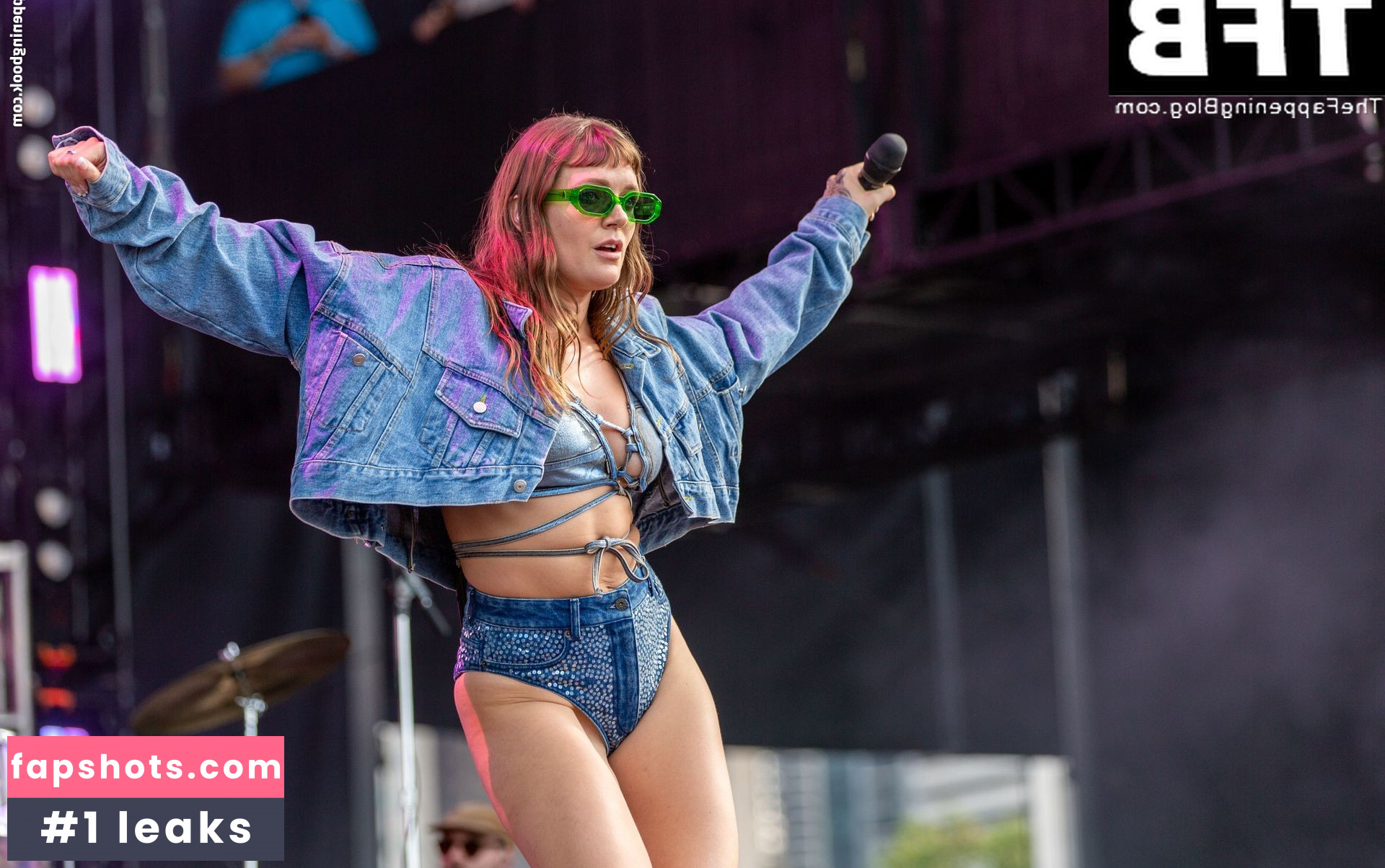 Tove Lo gallery photo #299