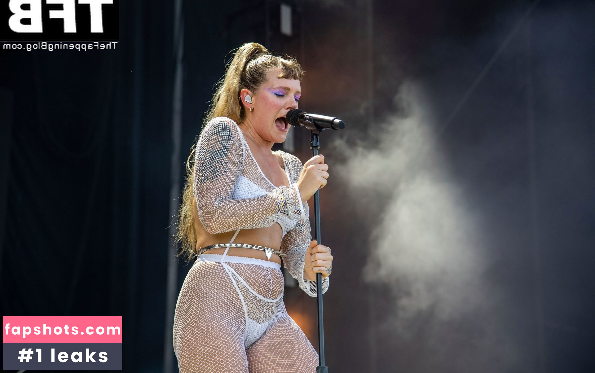 Tove Lo gallery photo #308