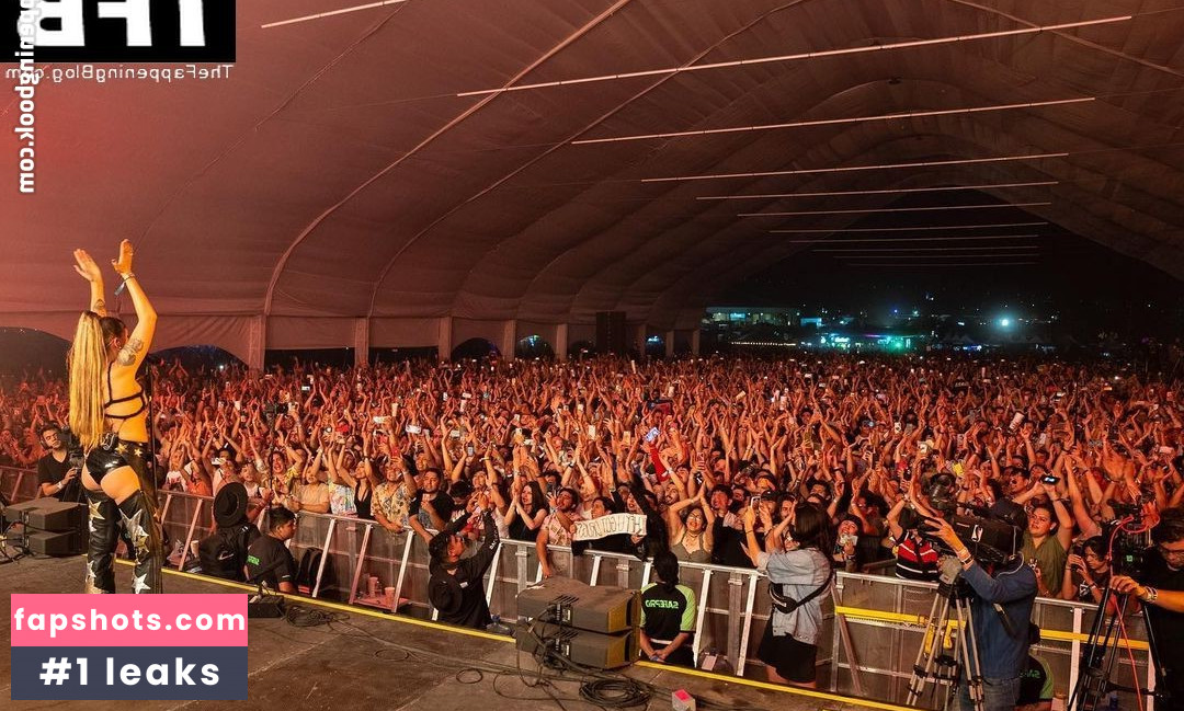 Tove Lo gallery photo #317