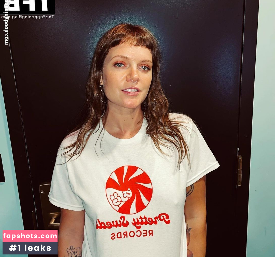 Tove Lo gallery photo #320