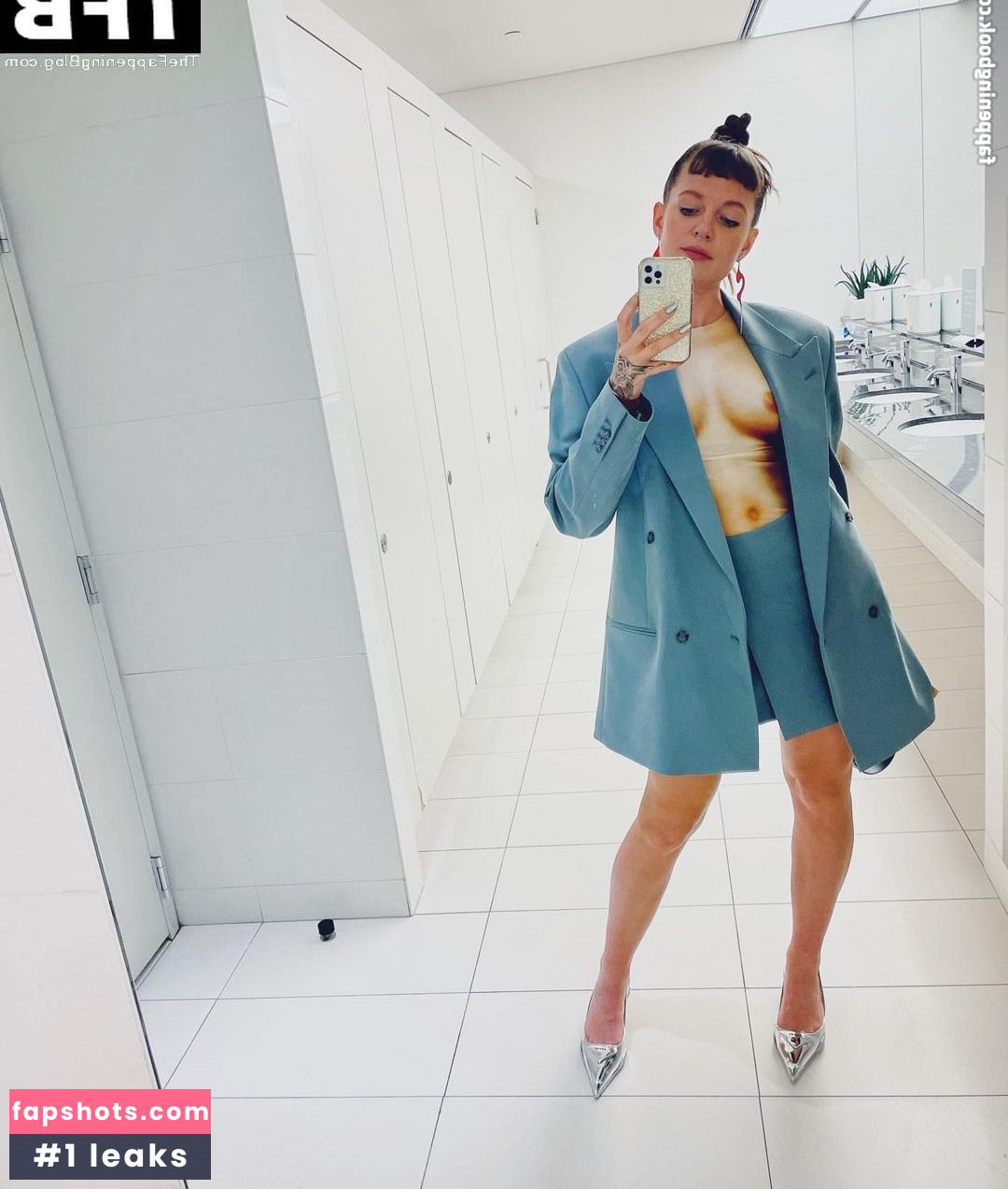 Tove Lo gallery photo #323