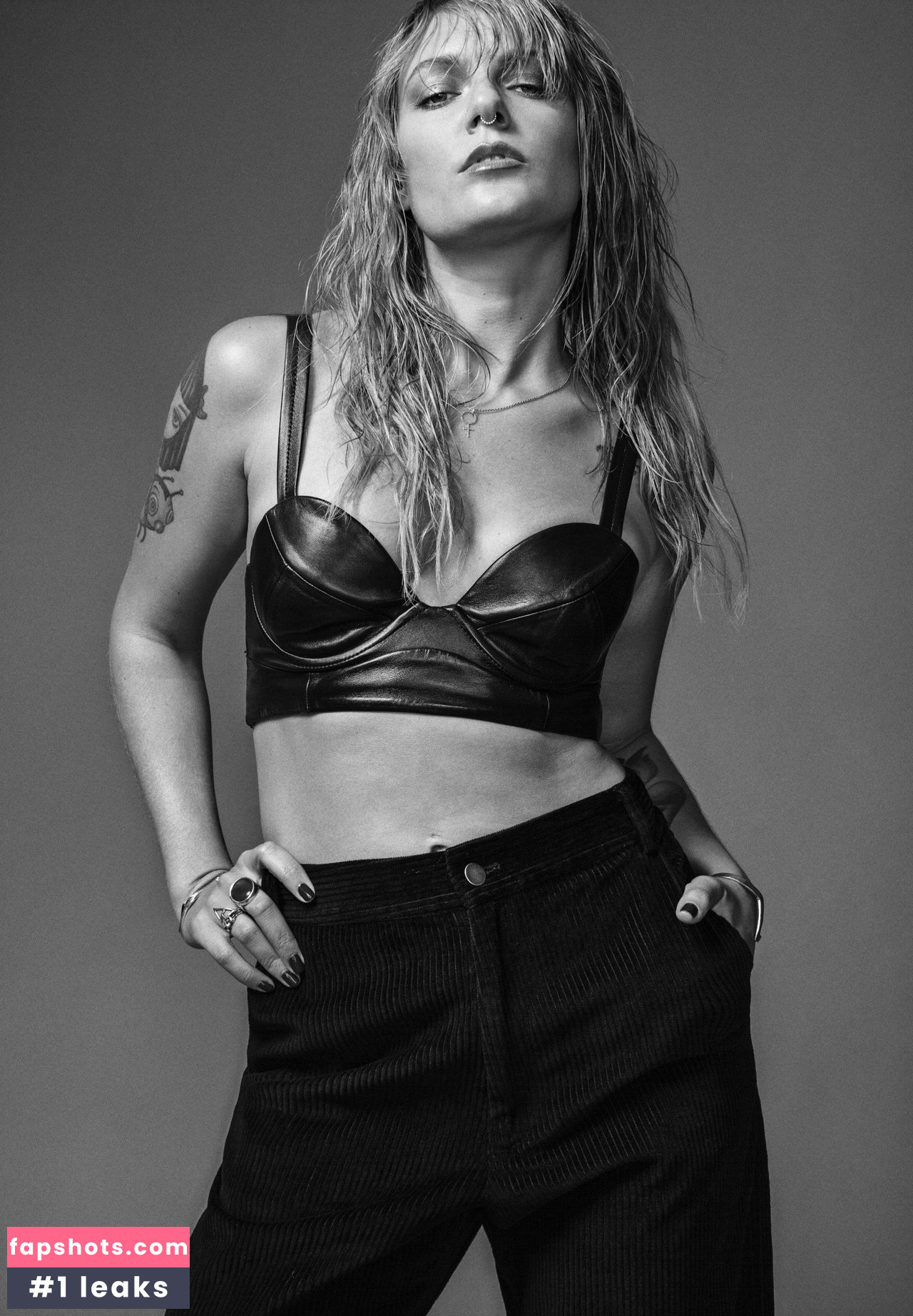 Tove Lo gallery photo #341