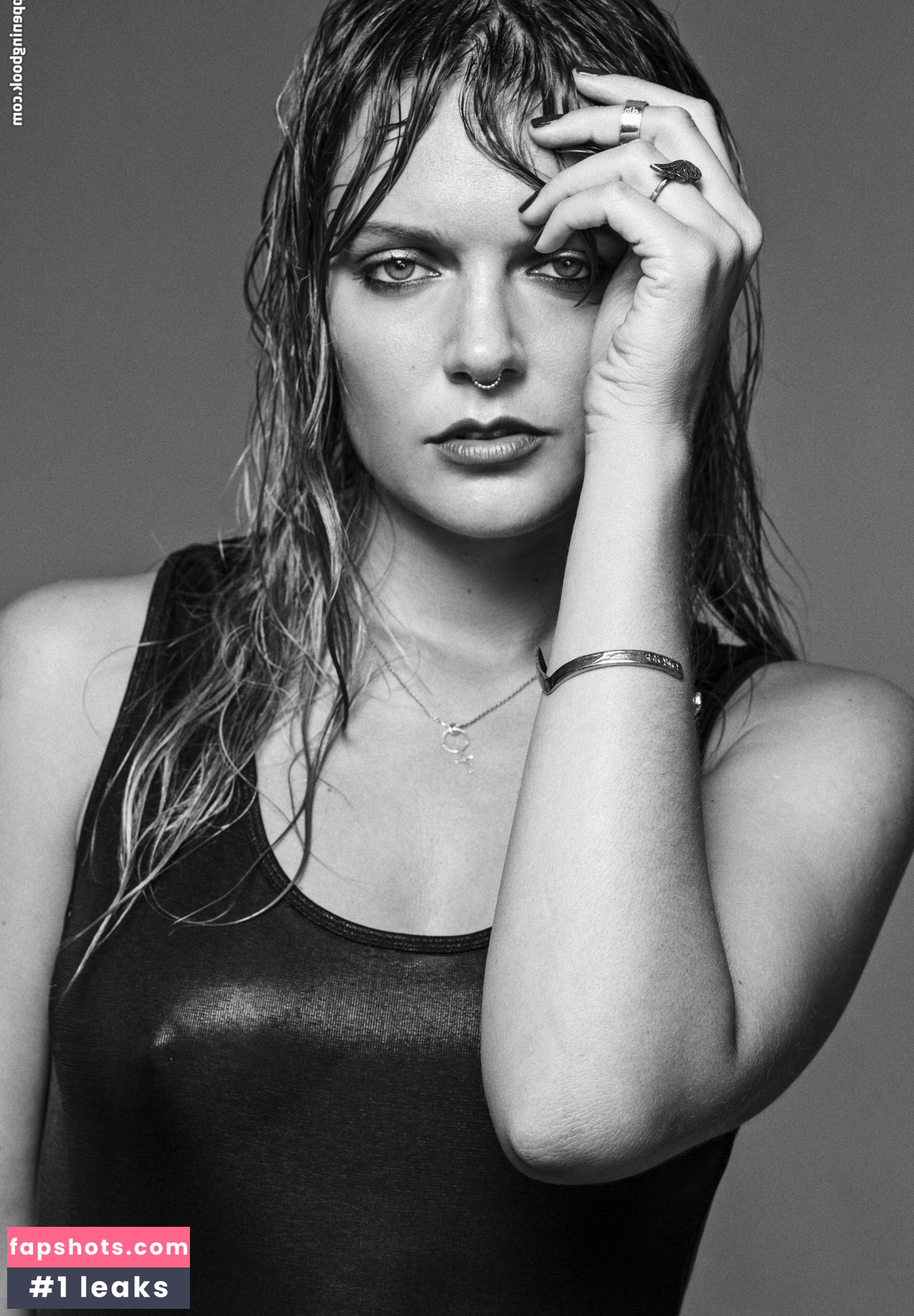 Tove Lo gallery photo #352