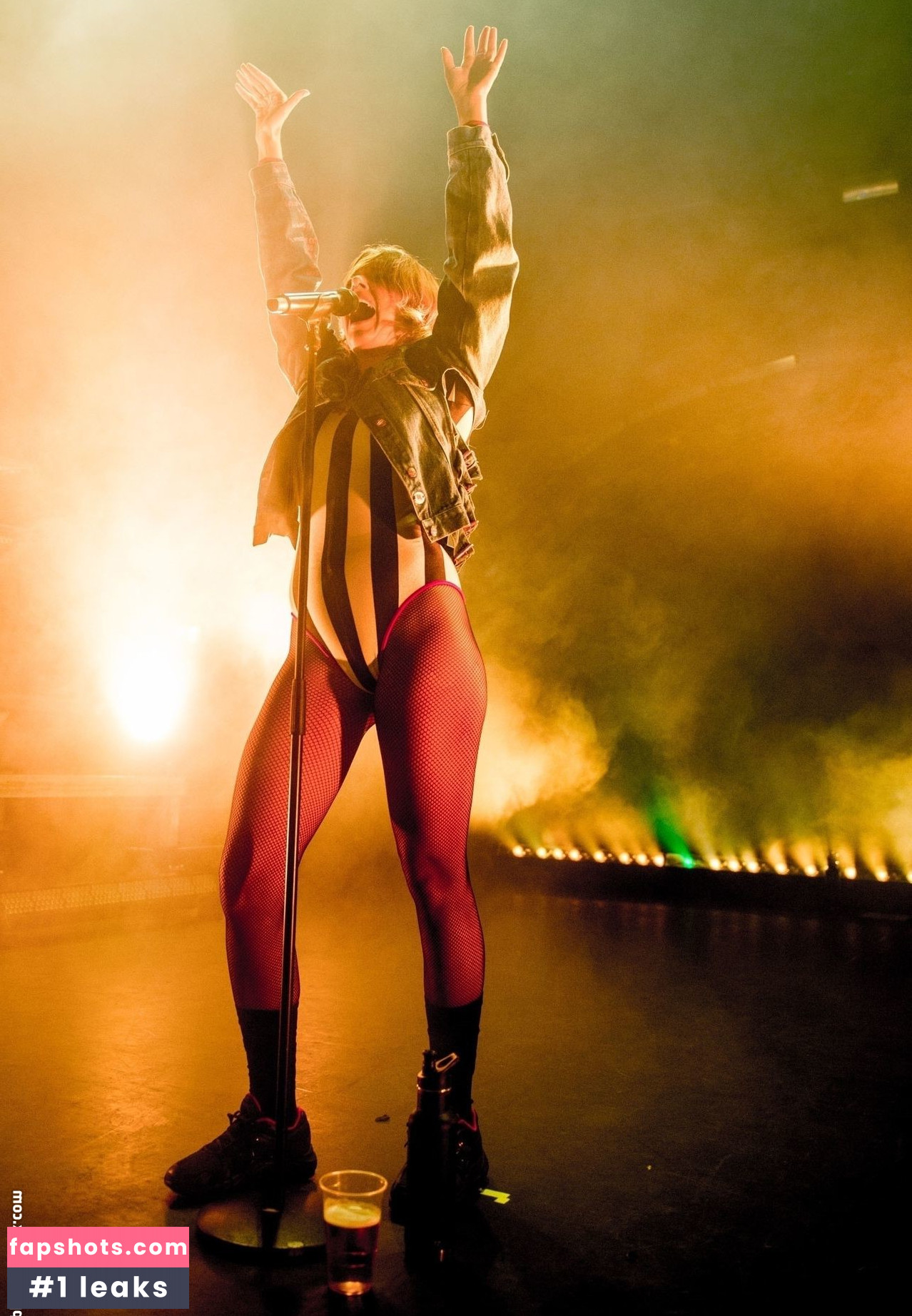 Tove Lo gallery photo #369