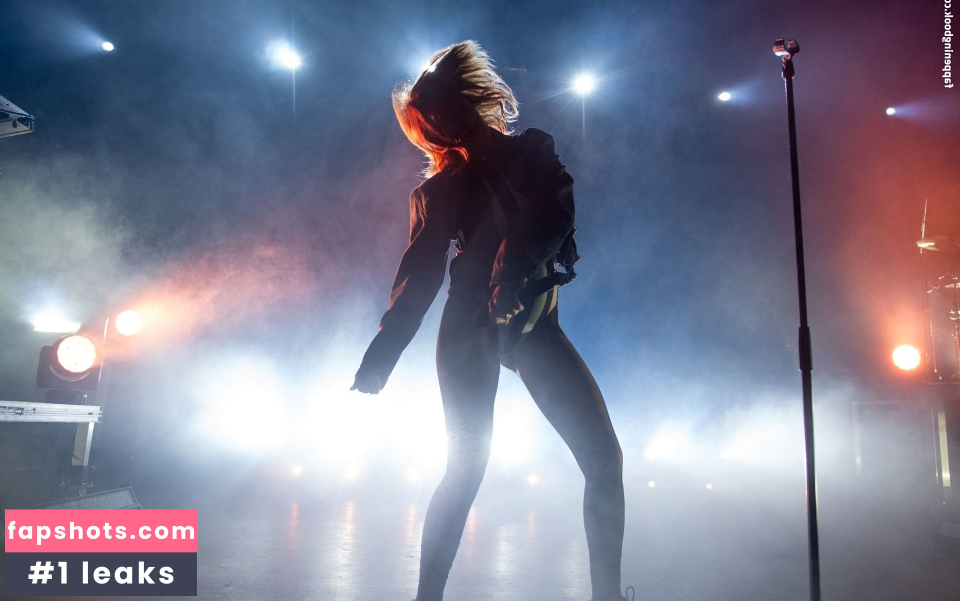 Tove Lo gallery photo #375