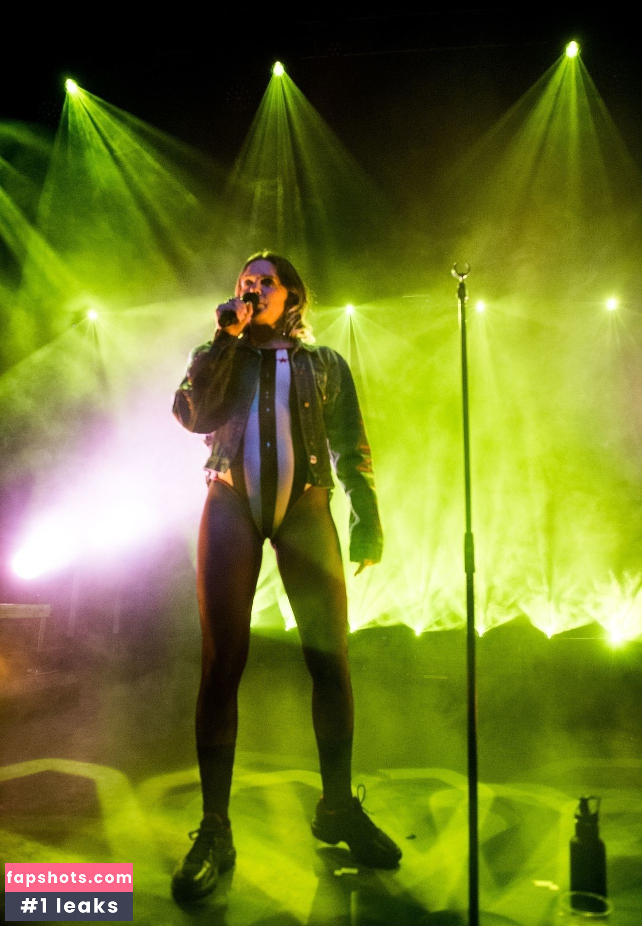 Tove Lo gallery photo #381