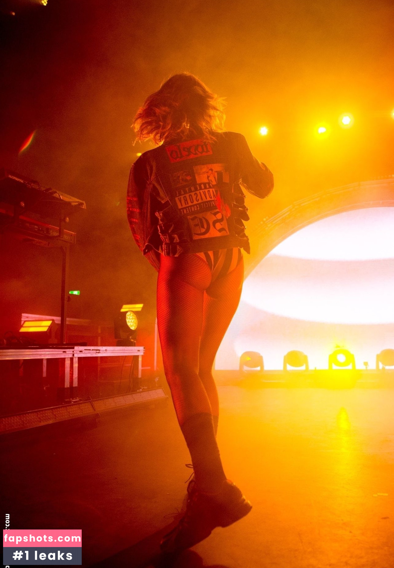 Tove Lo gallery photo #387