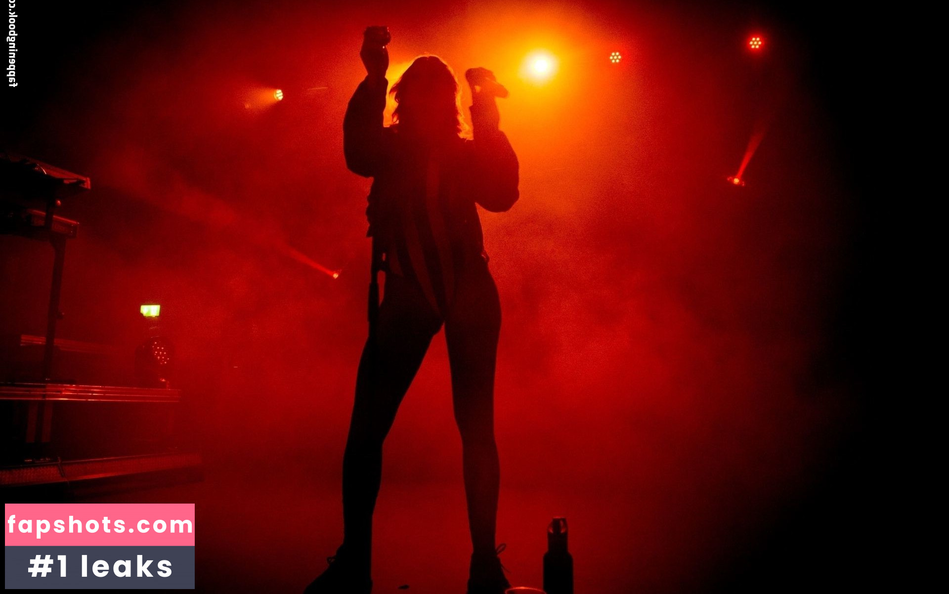 Tove Lo gallery photo #402