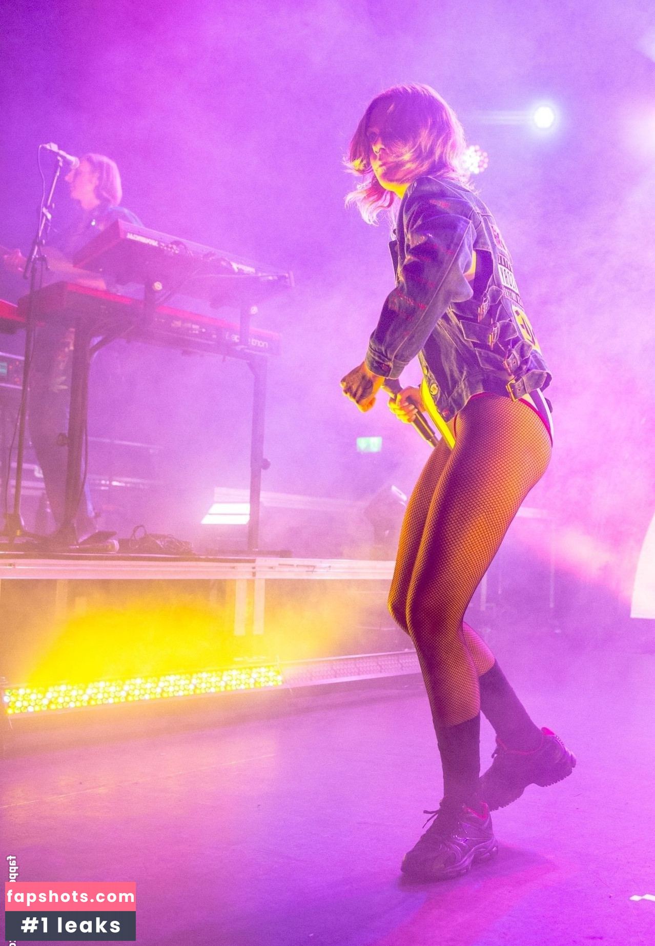 Tove Lo gallery photo #408