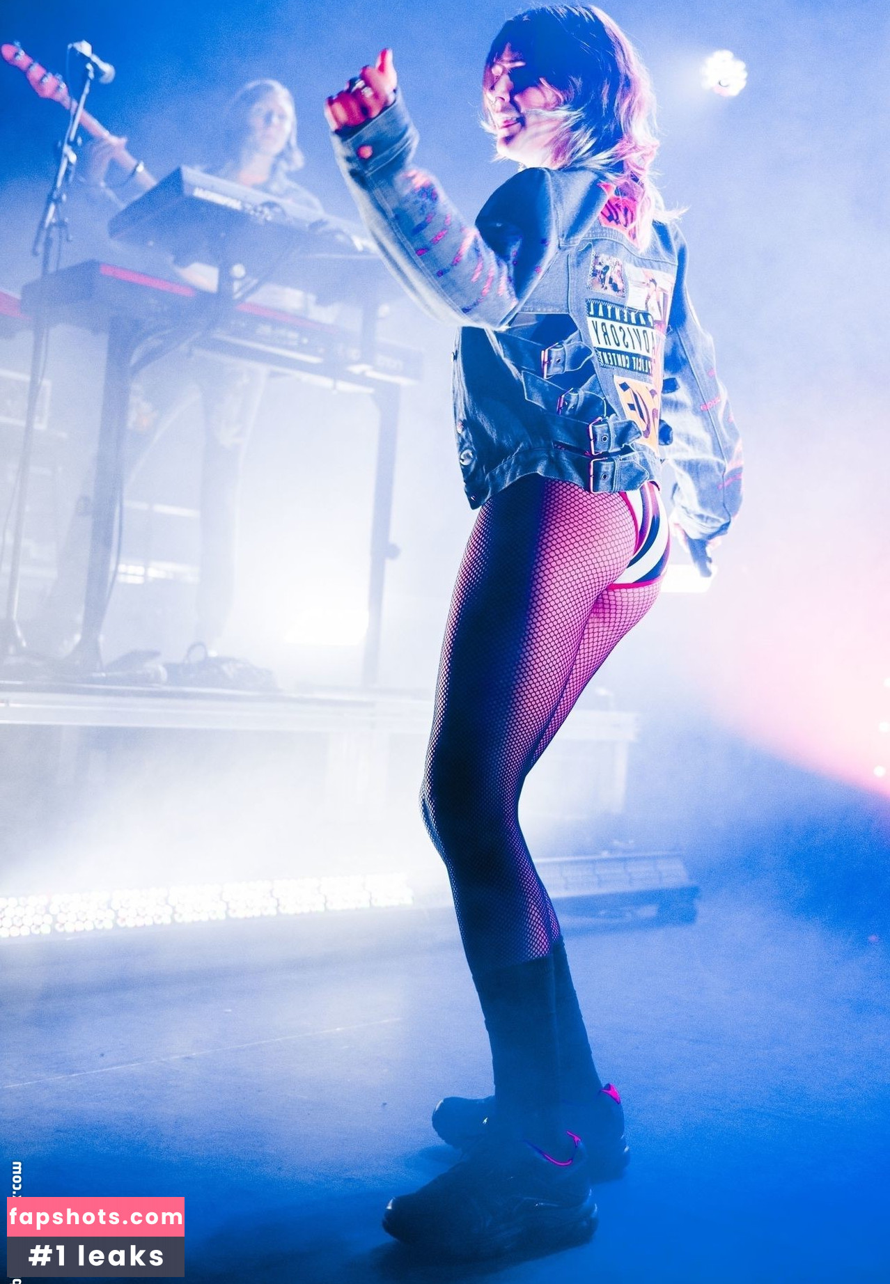 Tove Lo gallery photo #412