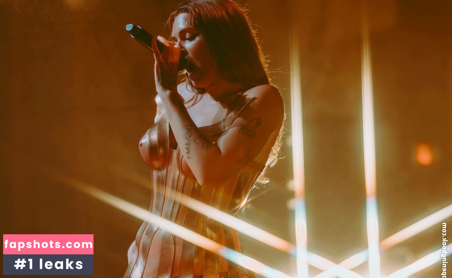 Tove Lo gallery photo #58