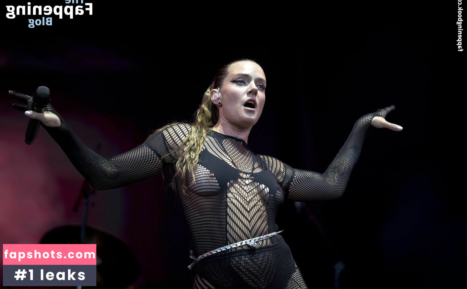 Tove Lo gallery photo #75