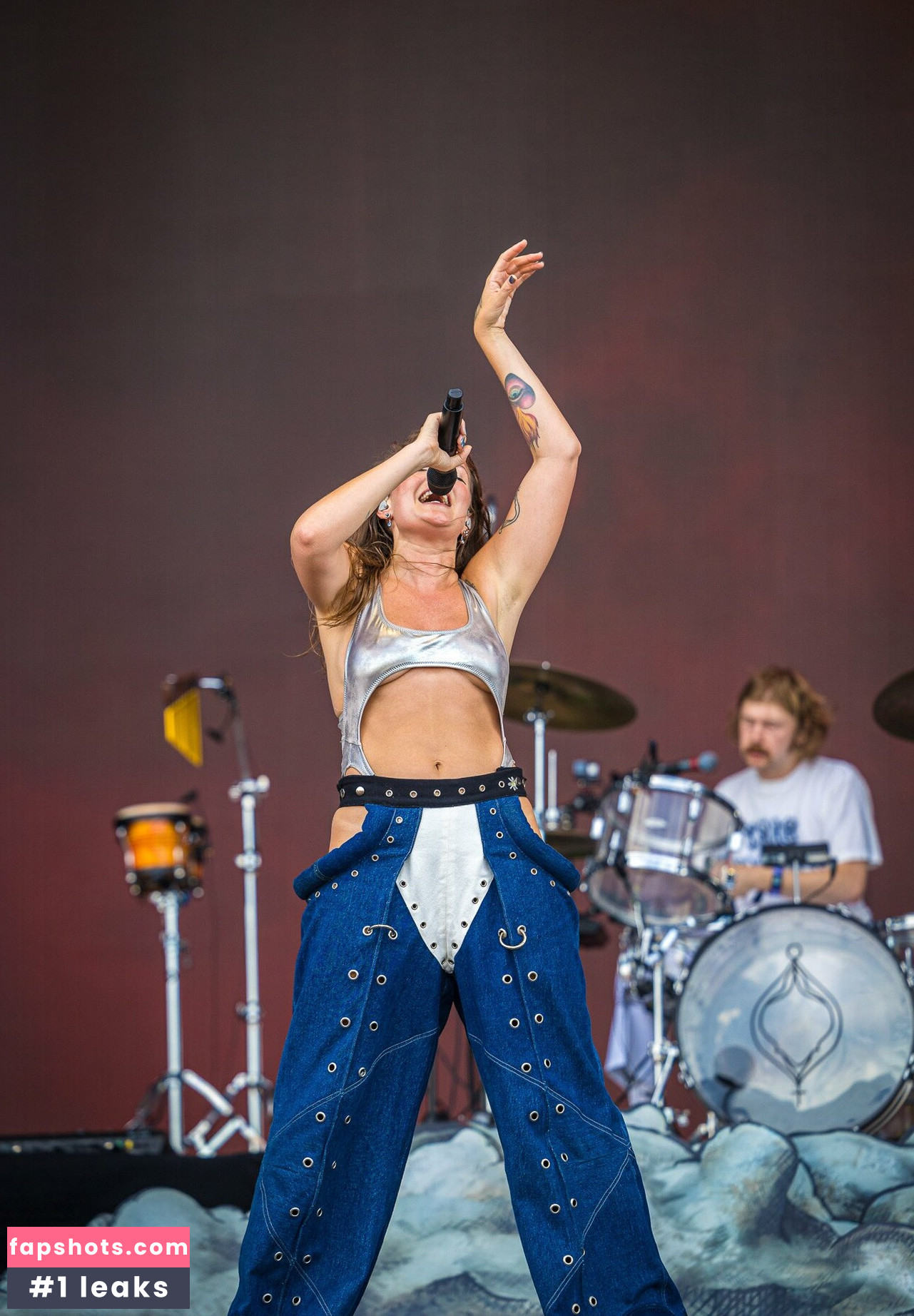 Tove Lo gallery photo #94